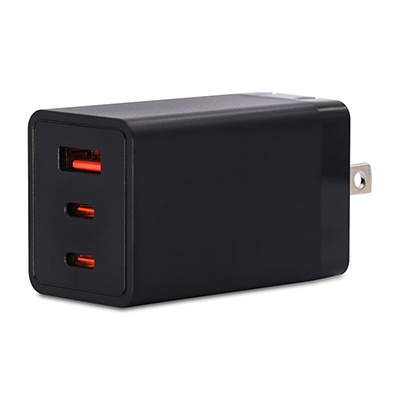 US067-3ACF001，GaN(Gallium nitride) Power delivery charger 67W 3Port(USB-A/2Type-C) American plug-Fold